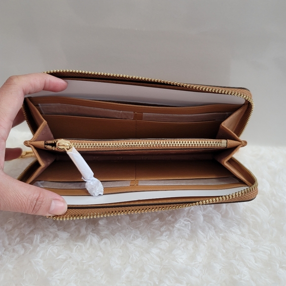 Long zipperd wallet - Picture 3 of 5